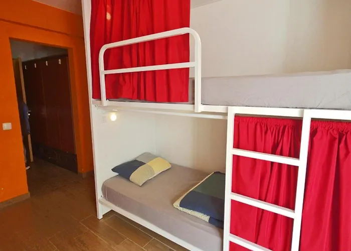 Cloud 9 Hostel
